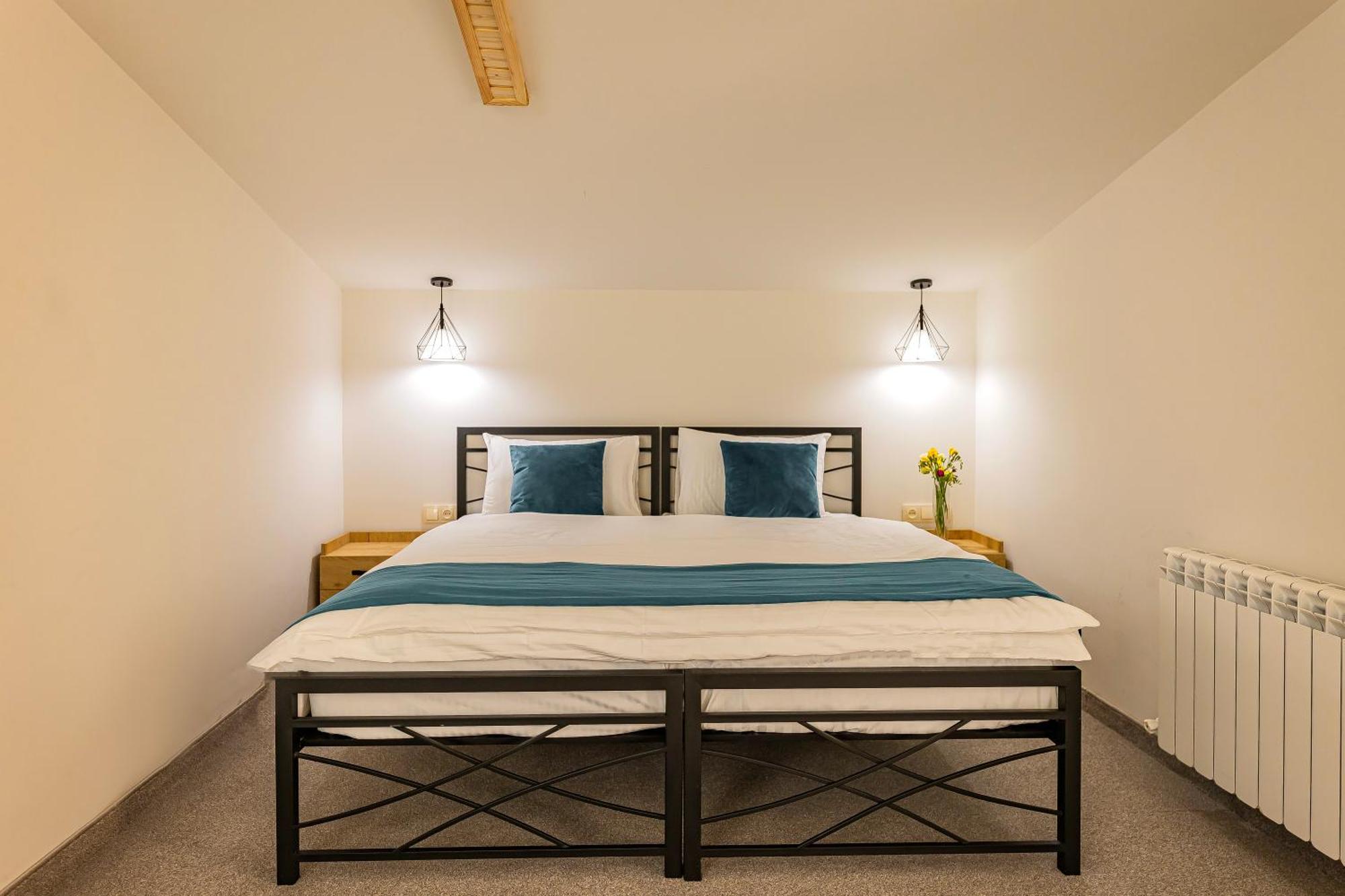 Taniqinn Dilijan Hotel Buitenkant foto
