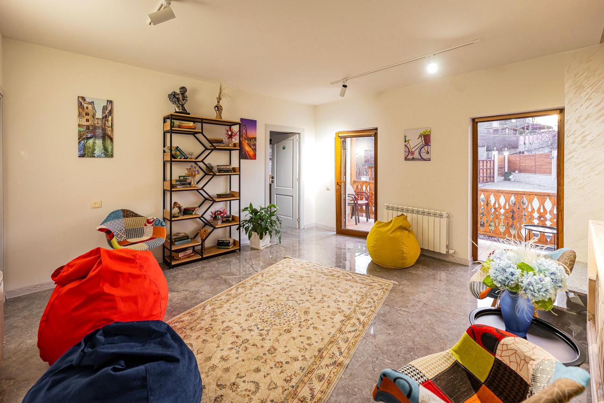 Taniqinn Dilijan Hotel Buitenkant foto